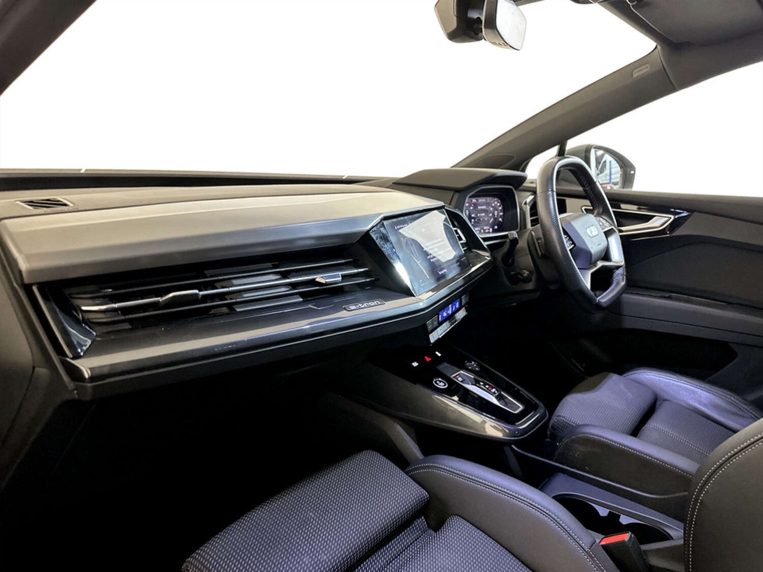 Used Audi Q4 e-tron 2022 for sale - 77495053: Photo 12