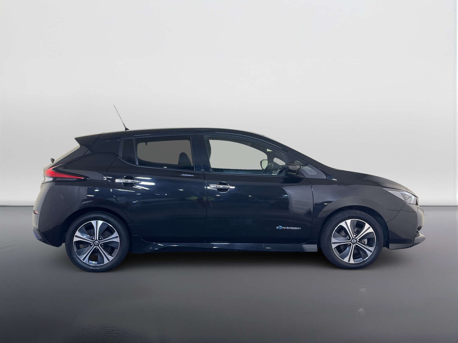 Used Nissan Leaf 2020 for sale - 78091332: Photo 11