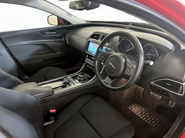 Used Jaguar XE 2019 for sale - 76162029: Photo 15