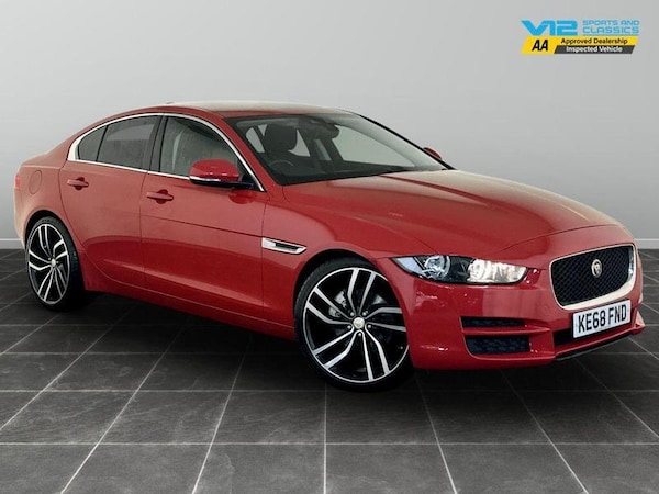 Used Jaguar XE 2019 for sale - 76162029: Photo 1