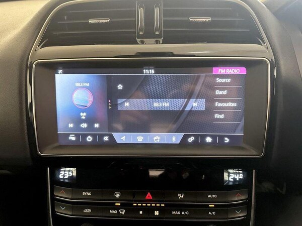 Used Jaguar XE 2019 for sale - 76162029: Photo 22