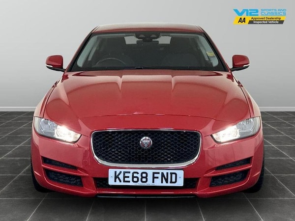 Used Jaguar XE 2019 for sale - 76162029: Photo 5