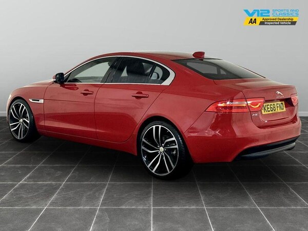 Used Jaguar XE 2019 for sale - 76162029: Photo 8