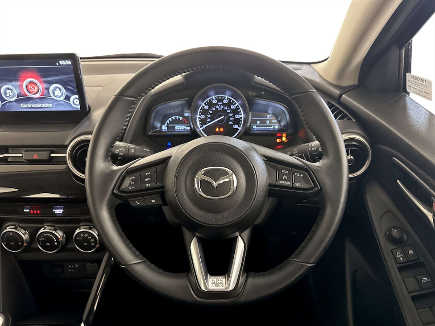 Used Mazda Mazda2 2022 for sale - 77337011: Photo 16