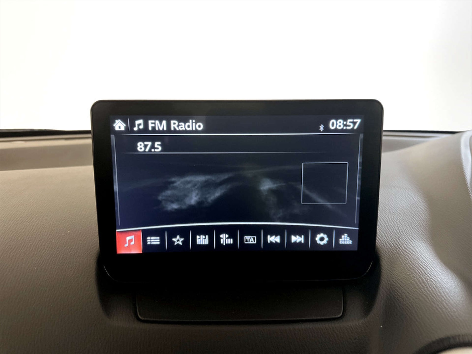 Used Mazda Mazda2 2022 for sale - 77337011: Photo 22