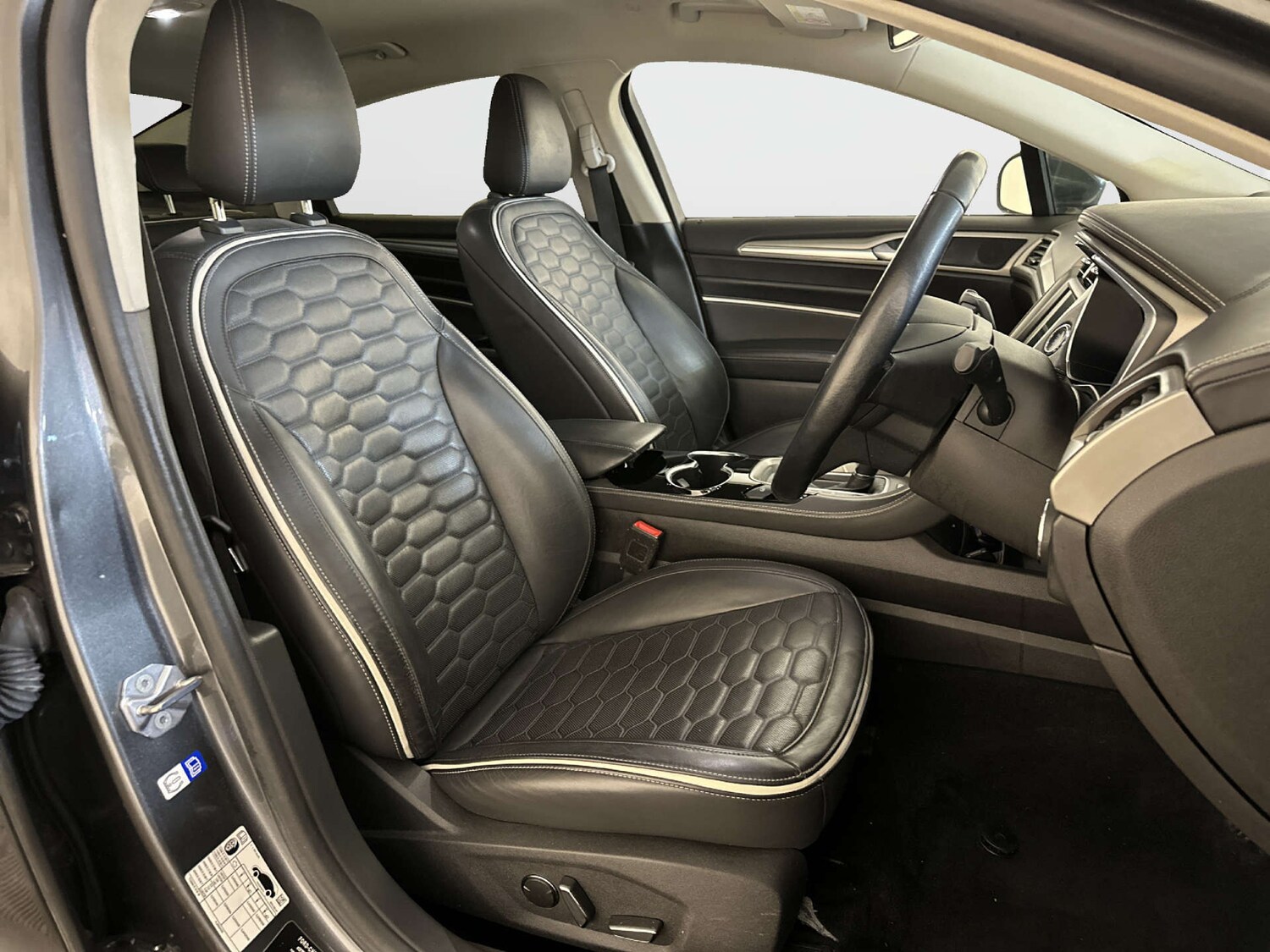 Used Ford Mondeo 2019 for sale - 78150126: Photo 13