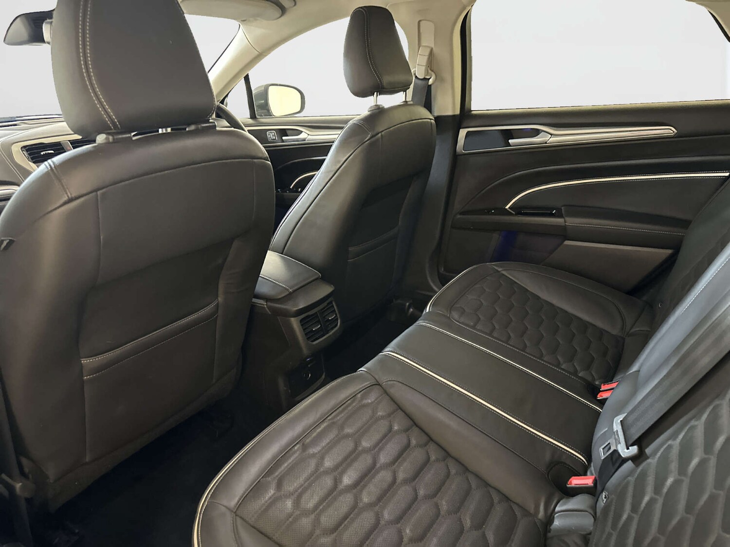 Used Ford Mondeo 2019 for sale - 78150126: Photo 14