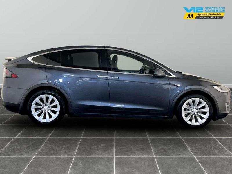 Used Tesla Model X 2018 for sale - 76826093: Photo 11