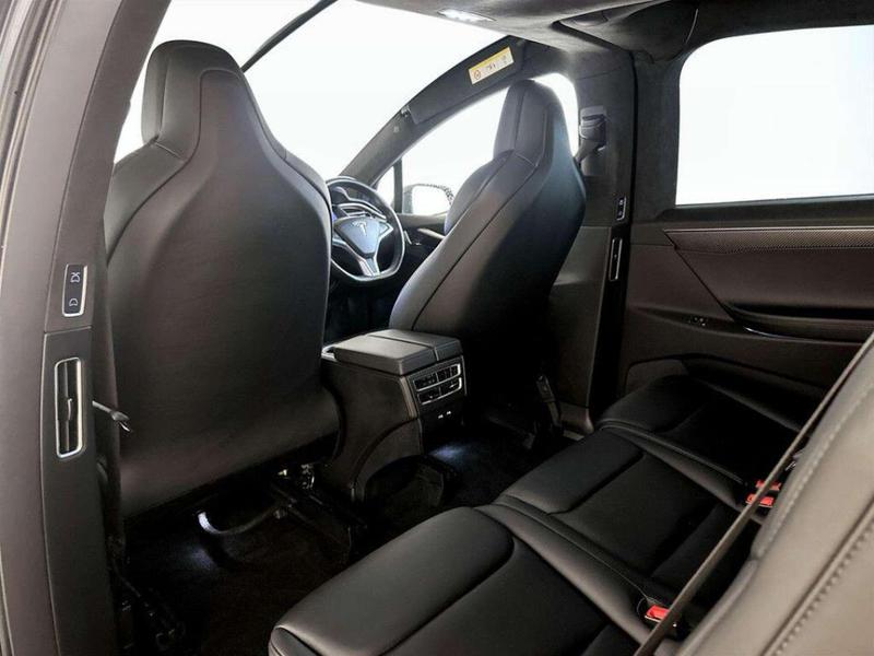 Used Tesla Model X 2018 for sale - 76826093: Photo 14