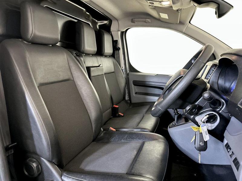 Used Vauxhall Vivaro 2022 for sale - 76362997: Photo 13