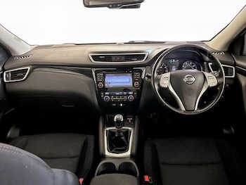 Used Nissan Qashqai 2017 for sale - 76405262: Photo