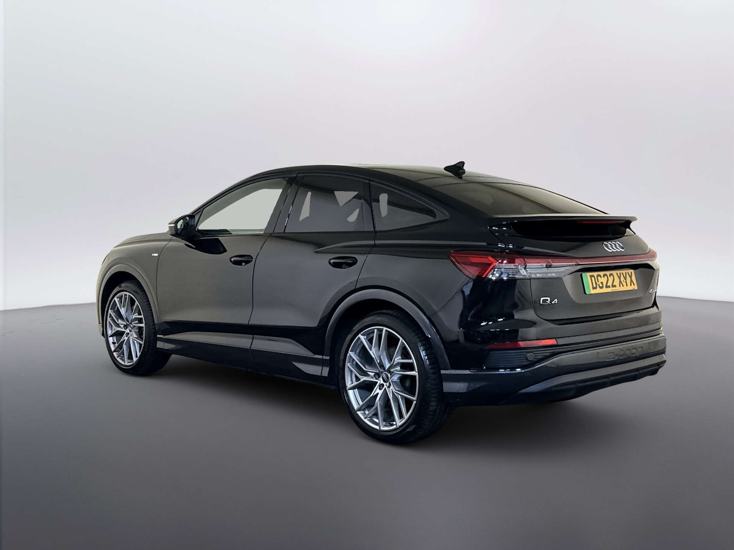 Used Audi Q4 e-tron 2022 for sale - 78016441: Photo 8