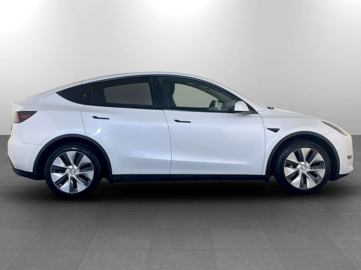 Used Tesla Model Y 2022 for sale - 77590596: Photo 11
