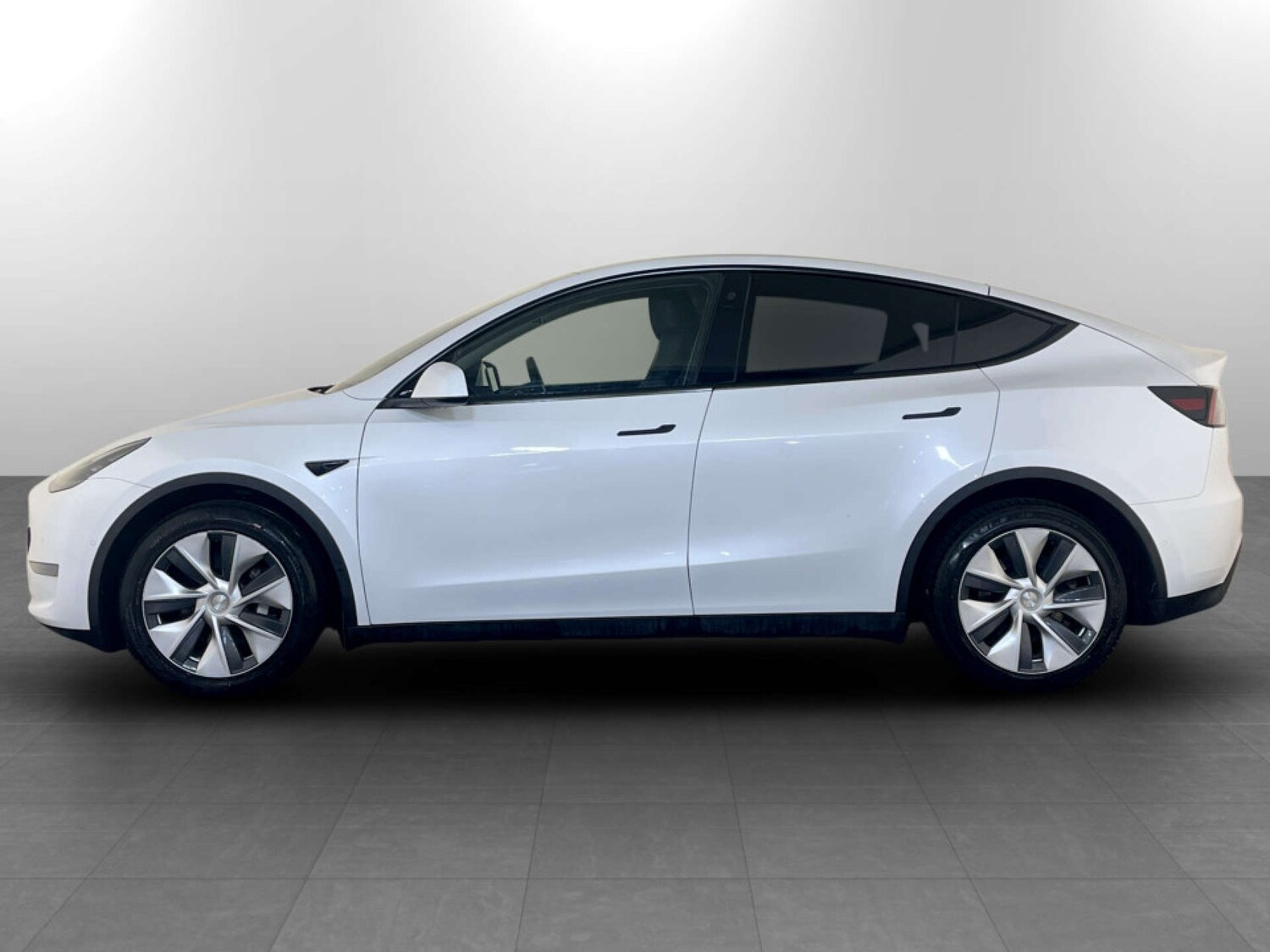 Used Tesla Model Y 2022 for sale - 77590596: Photo 7