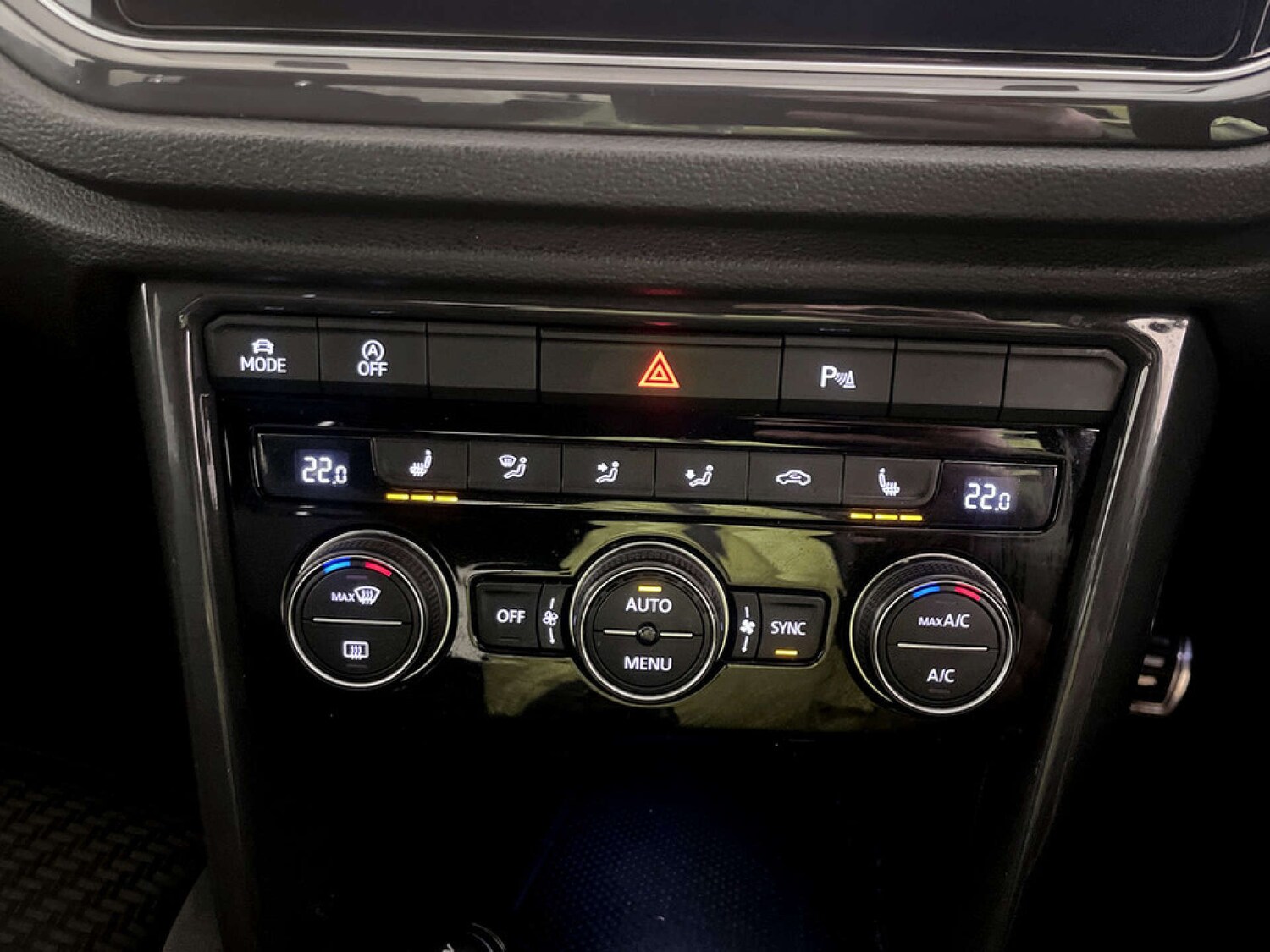 Used Volkswagen T-Roc 2019 for sale - 77745459: Photo 25