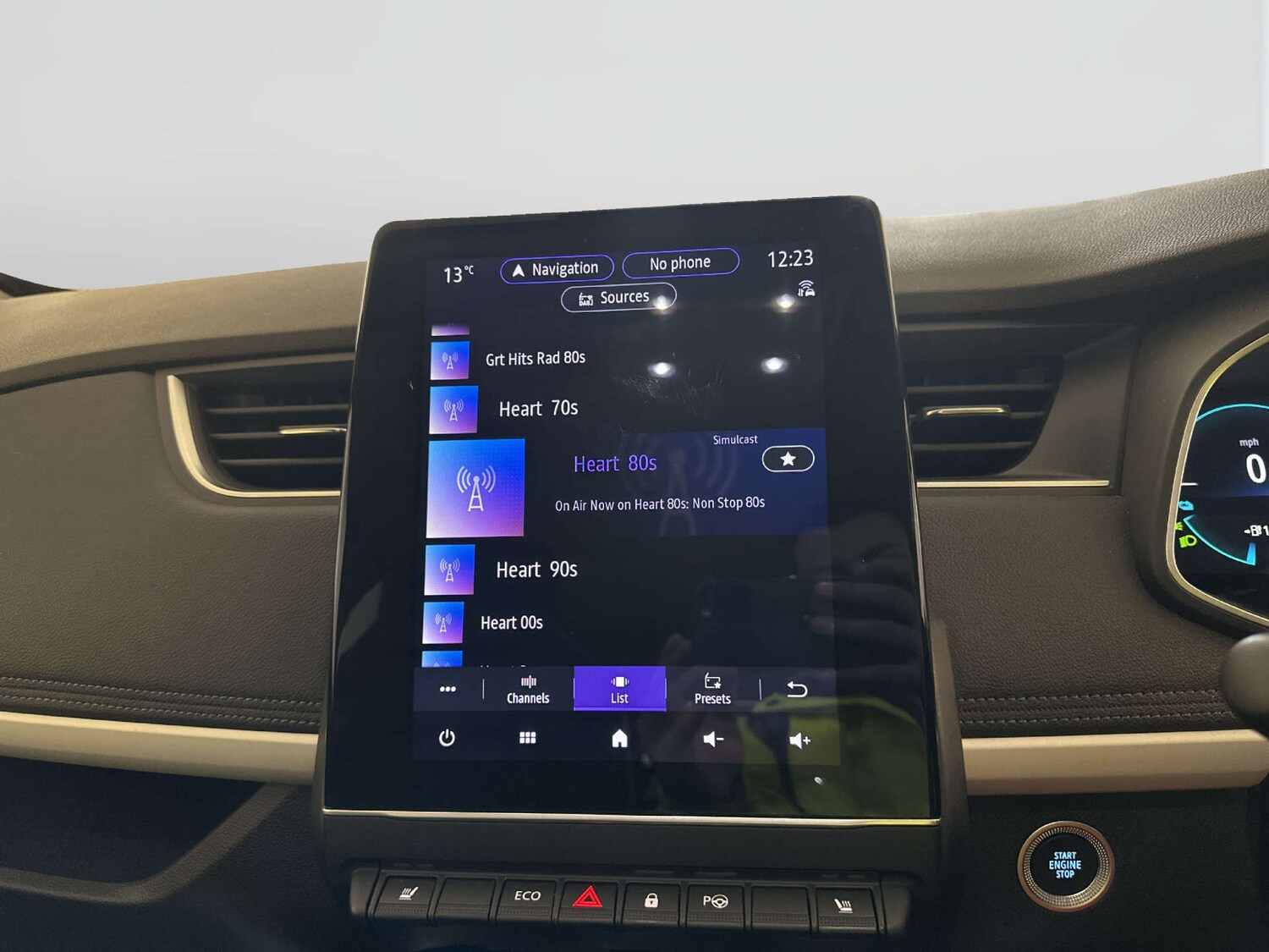 Used Renault Zoe 2022 for sale - 77920704: Photo 22