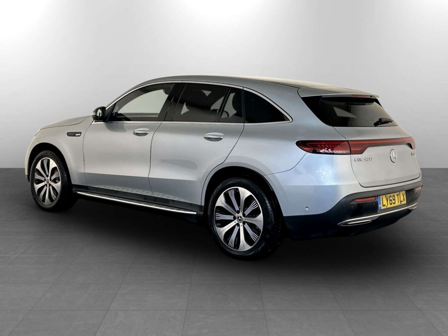 Used Mercedes-Benz EQC 2020 for sale - 77470035: Photo 8