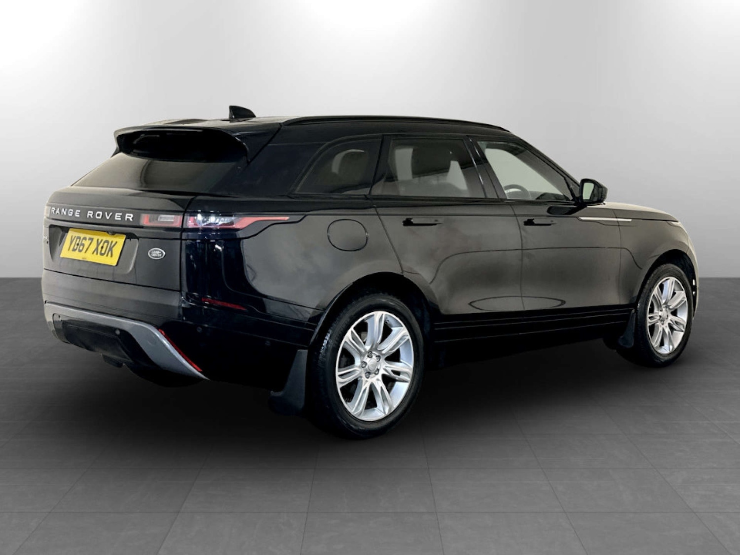 Used Land Rover Range Rover Velar 2017 for sale - 77469931: Photo 10
