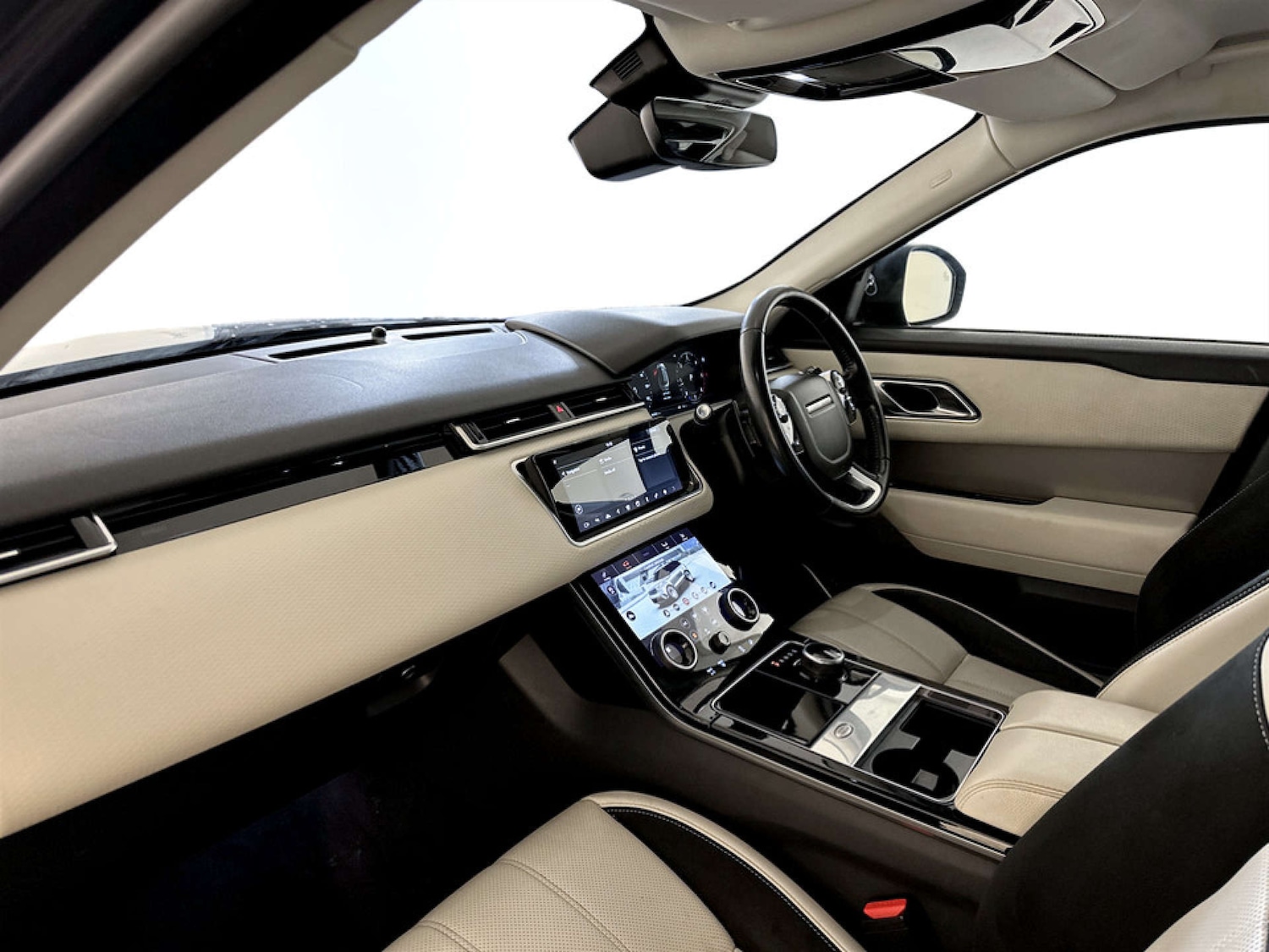 Used Land Rover Range Rover Velar 2017 for sale - 77469931: Photo 12