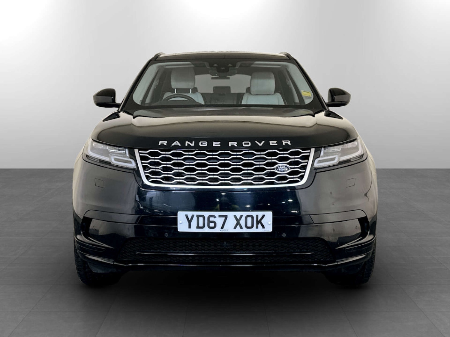 Used Land Rover Range Rover Velar 2017 for sale - 77469931: Photo 5