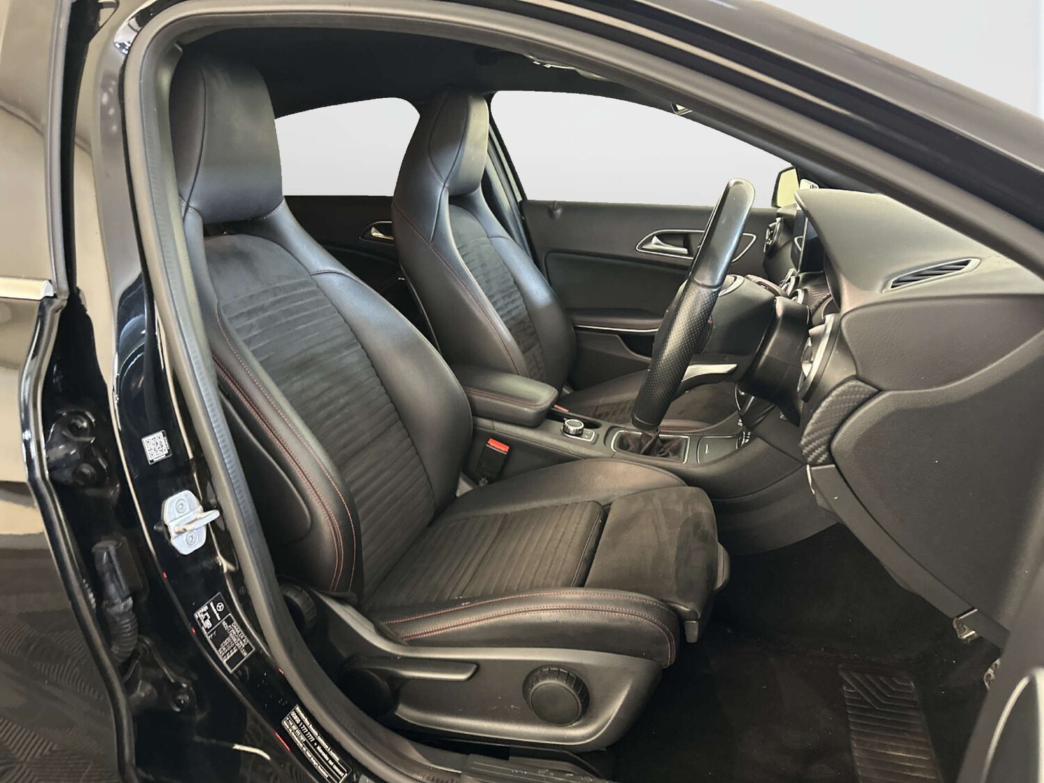 Used Mercedes-Benz A-Class 2017 for sale - 77920814: Photo 13