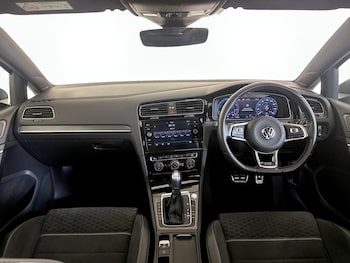 Used Volkswagen Golf 2017 for sale - 75580950: Photo