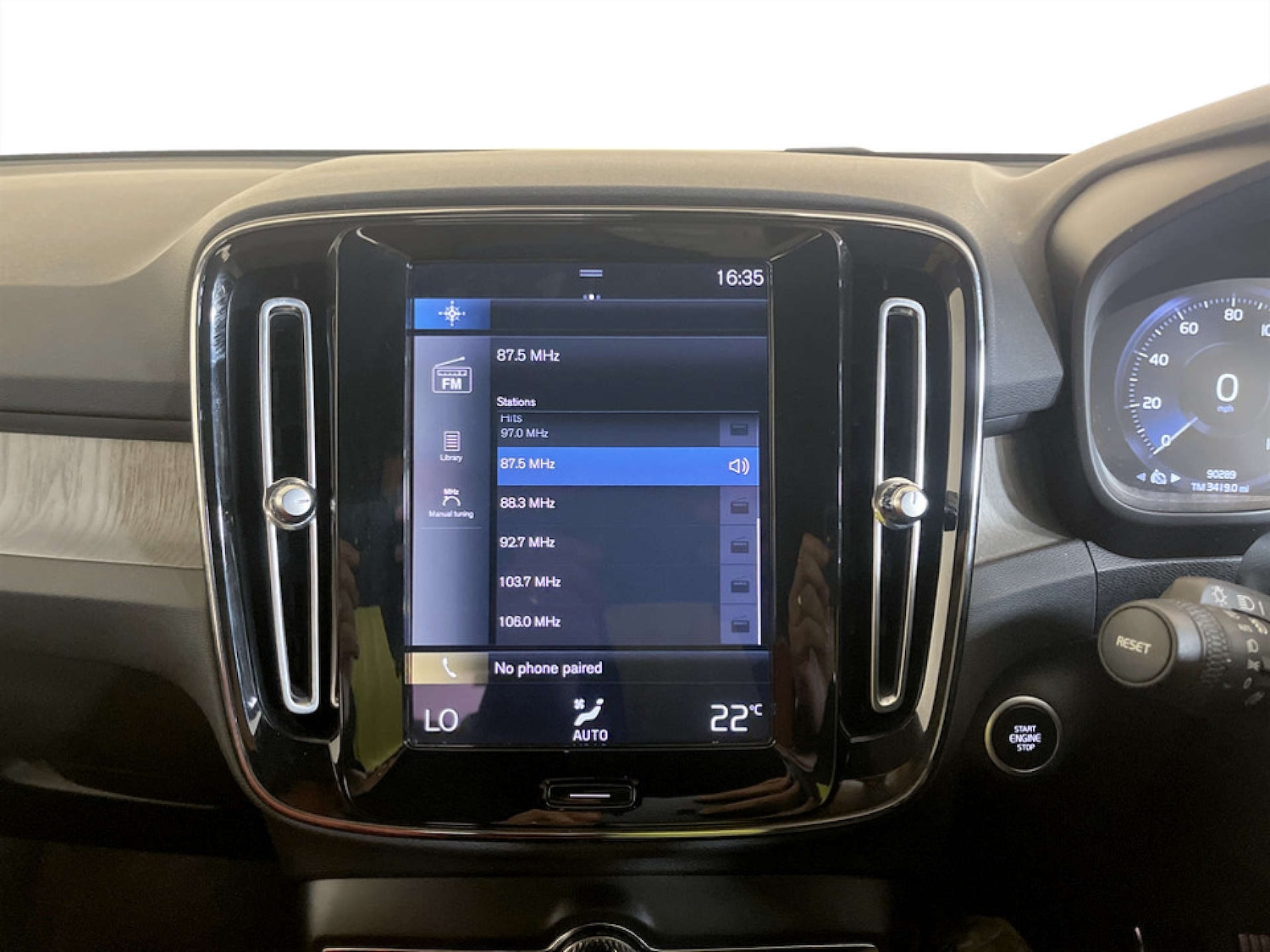 Used Volvo XC40 2021 for sale - 77185917: Photo 21