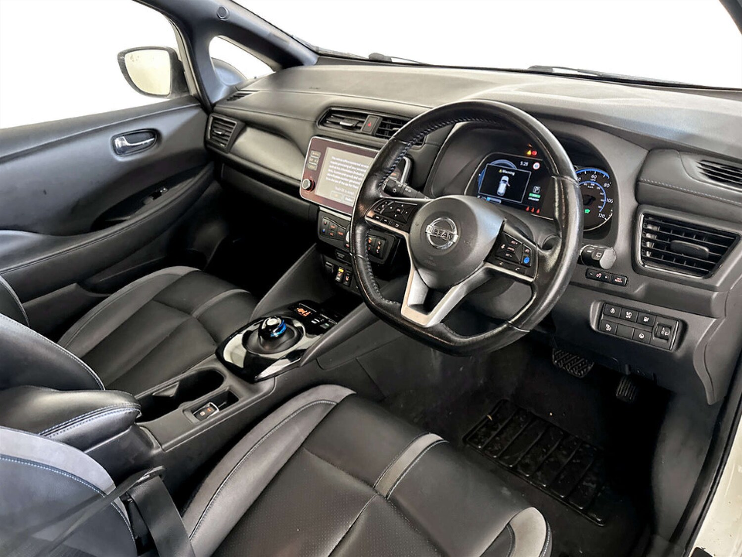 Used Nissan Leaf 2020 for sale - 77475144: Photo 15