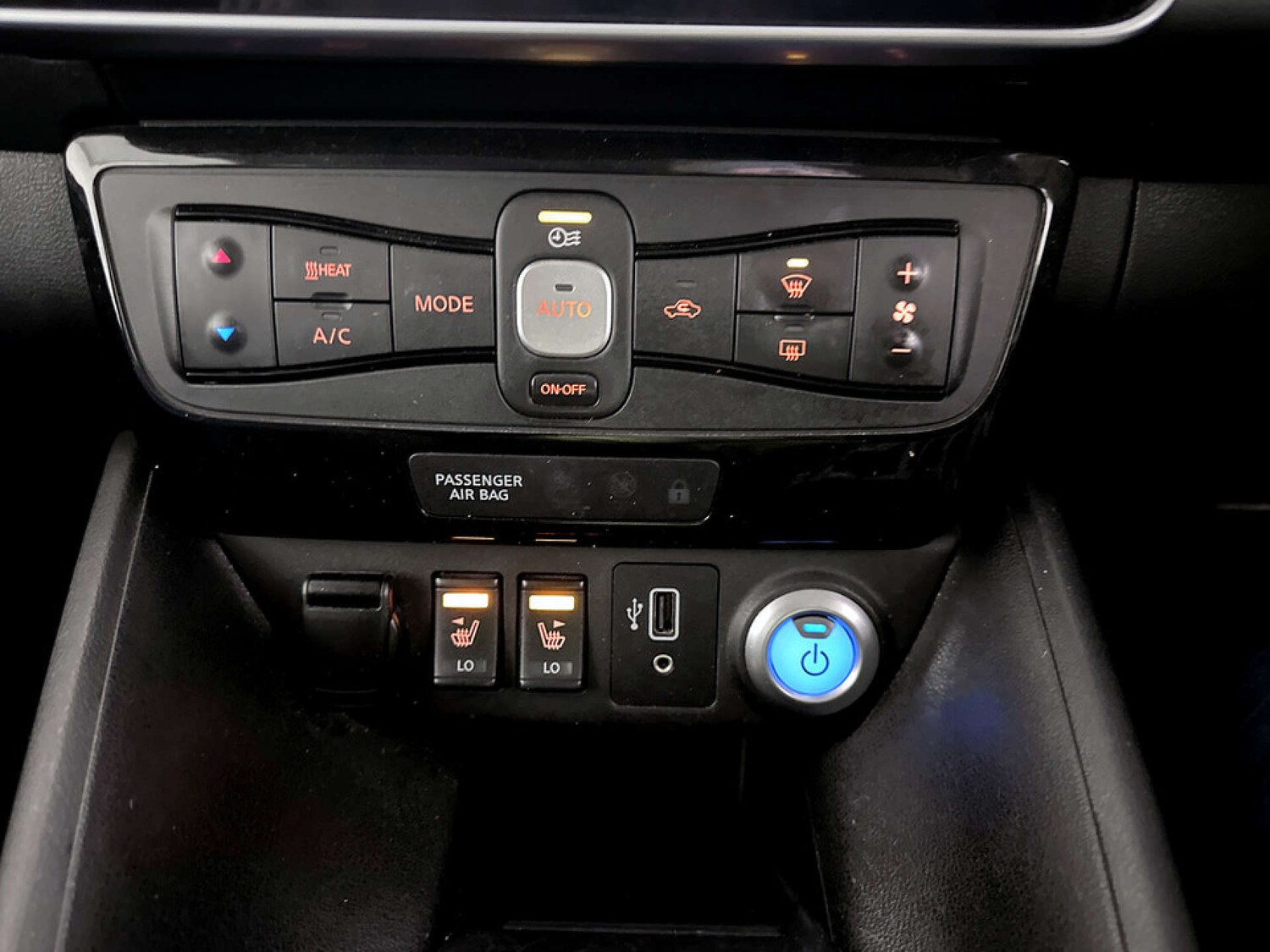 Used Nissan Leaf 2020 for sale - 77475144: Photo 24