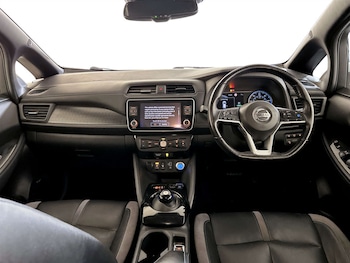 Used Nissan Leaf 2020 for sale - 77475144: Photo