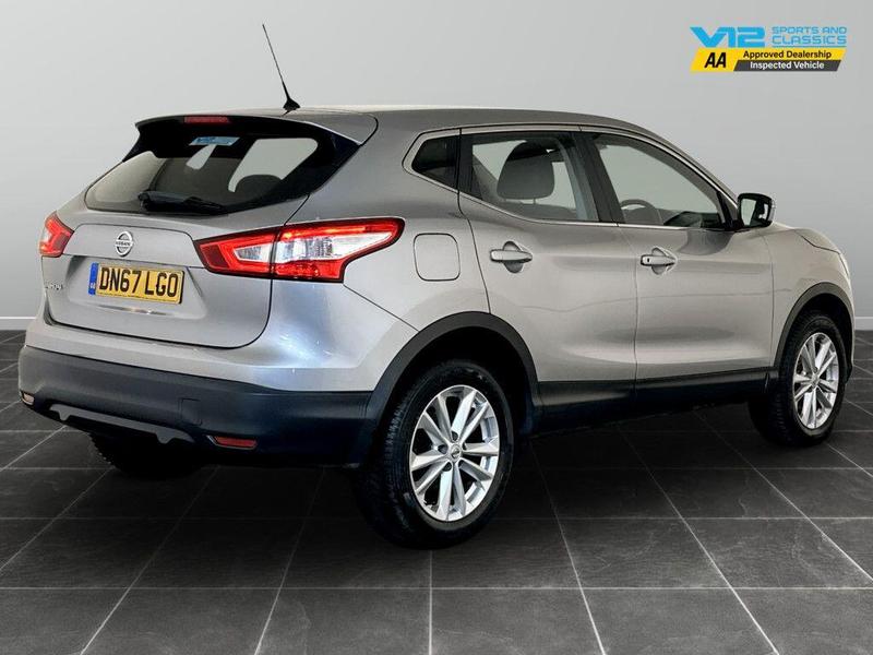 Used Nissan Qashqai 2017 for sale - 76684999: Photo 10
