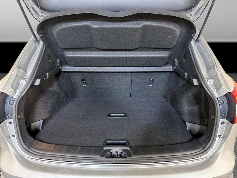 Used Nissan Qashqai 2017 for sale - 76684999: Photo 15