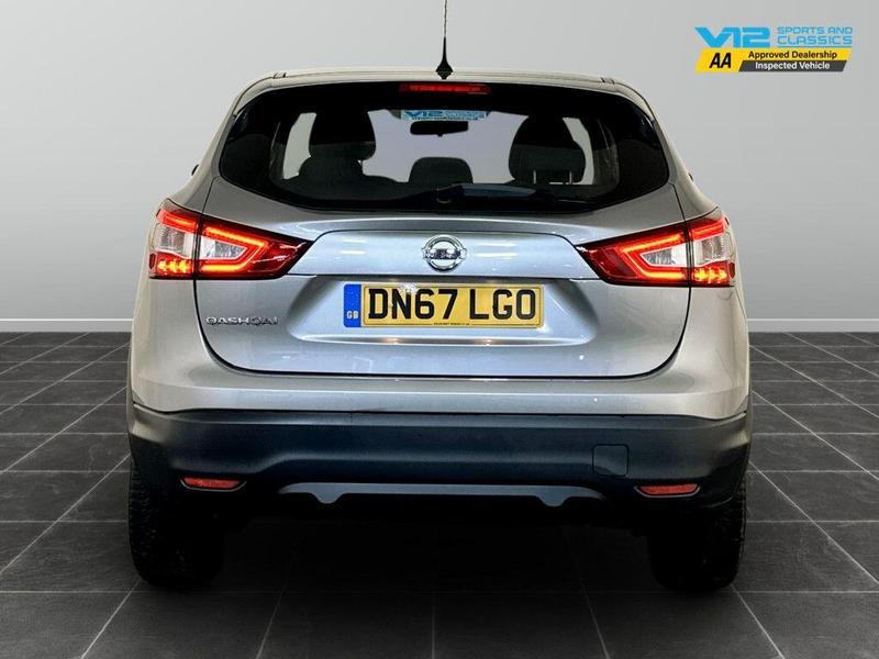 Used Nissan Qashqai 2017 for sale - 76684999: Photo 9