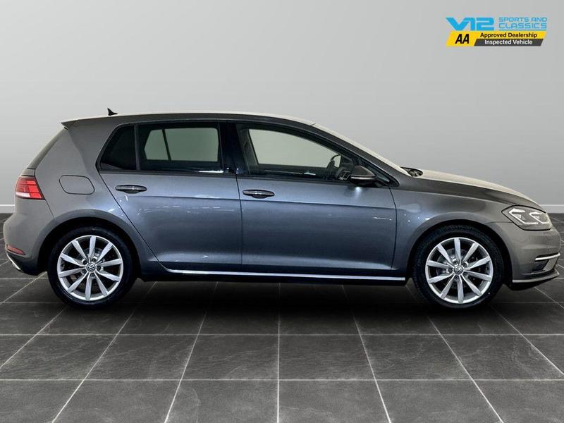 Used Volkswagen Golf 2020 for sale - 76067701: Photo 11
