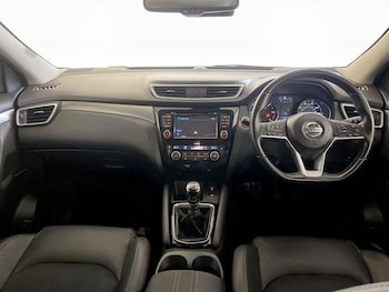 Used Nissan Qashqai 2017 for sale - 75922534: Photo