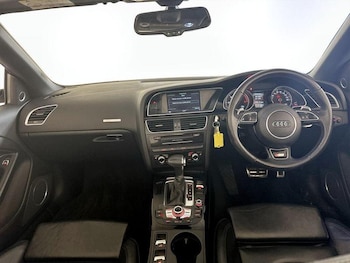 Used Audi A5 Cabriolet 2015 for sale - 76734743: Photo