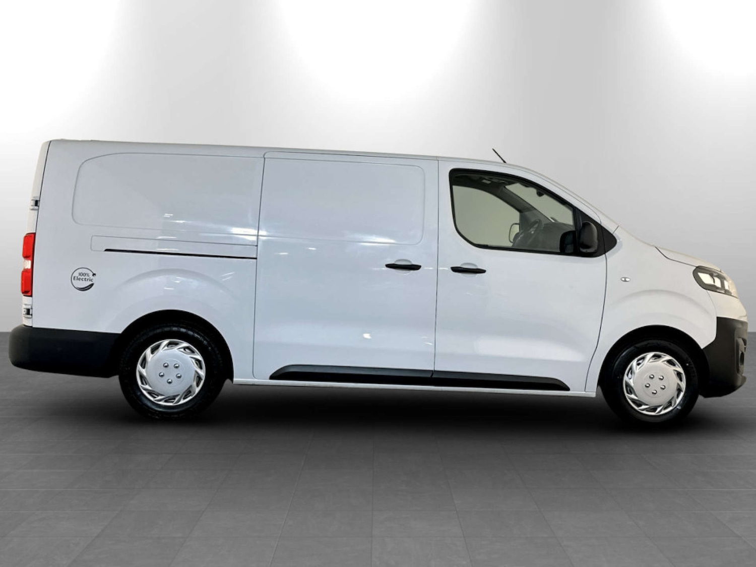 Used Vauxhall Vivaro Electric 2023 for sale - 77667942: Photo 11