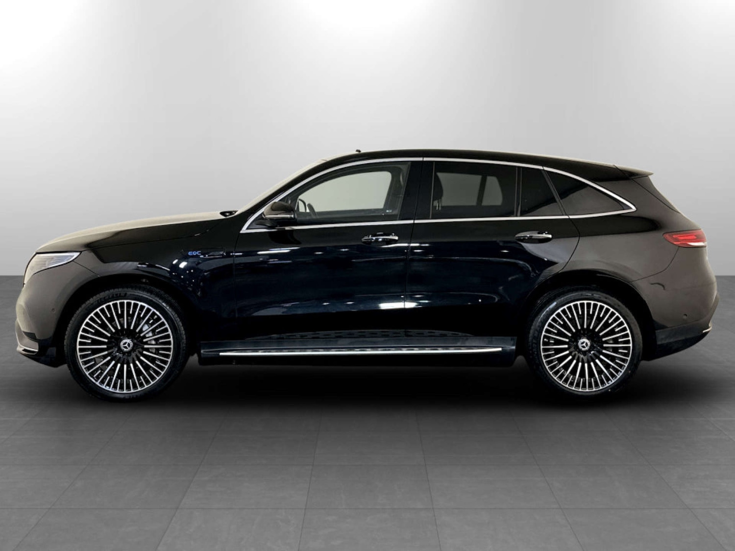 Used Mercedes-Benz EQC 2022 for sale - 77508836: Photo 8