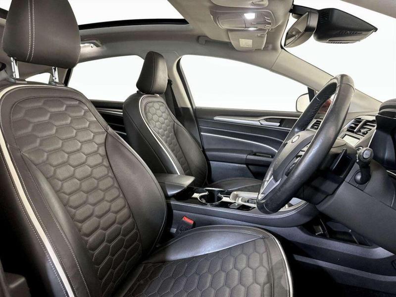 Used Ford Mondeo 2018 for sale - 76826020: Photo 13