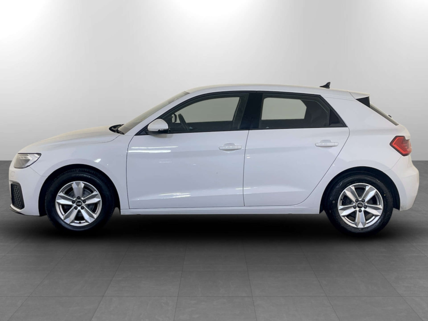 Used Audi A1 2021 for sale - 77778117: Photo 7