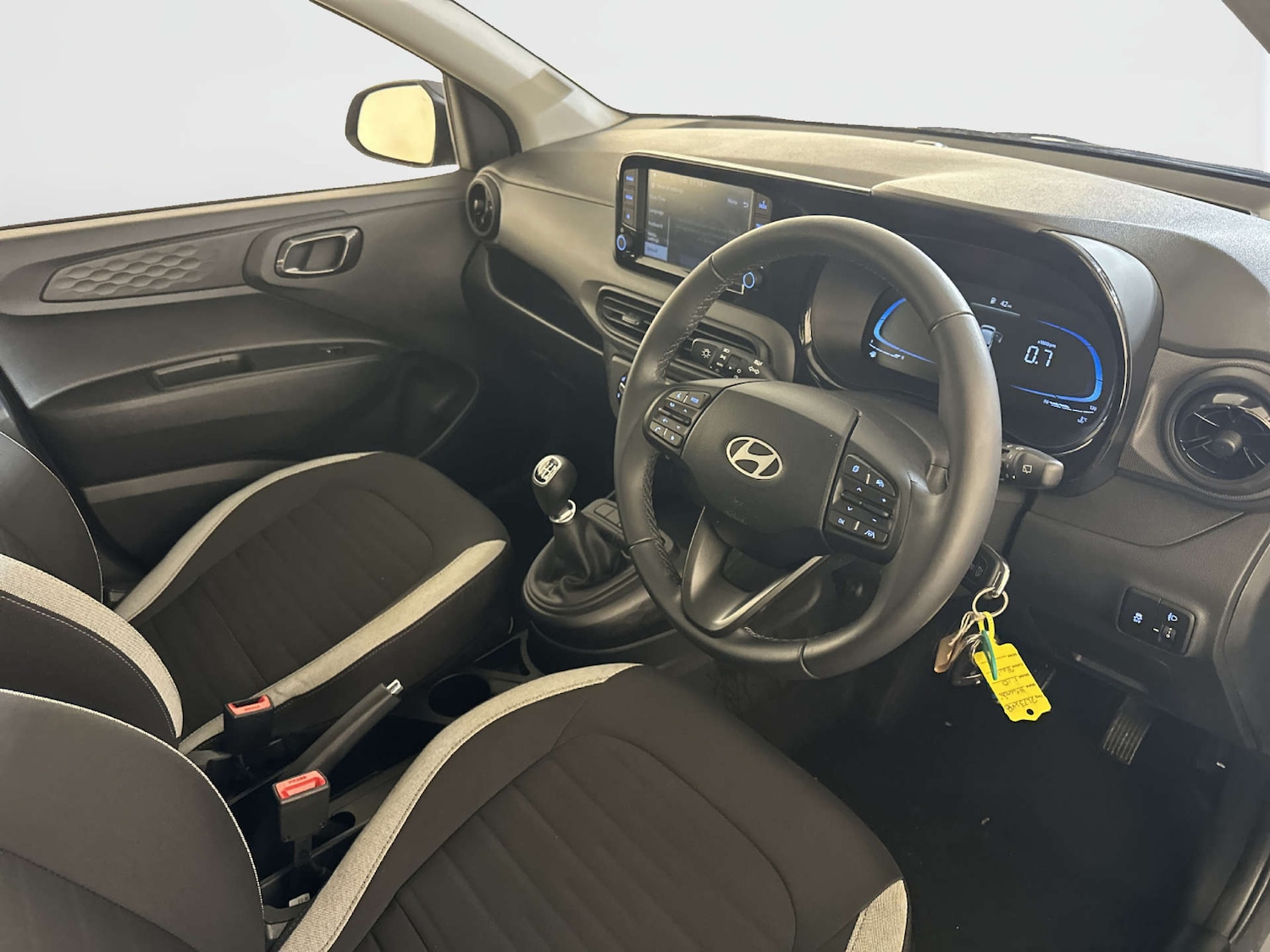 Used Hyundai i10 2023 for sale - 77880498: Photo 16