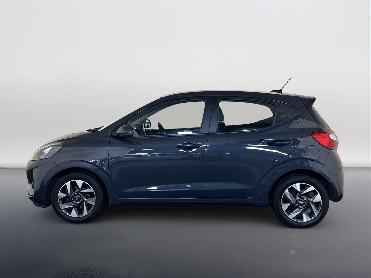 Used Hyundai i10 2023 for sale - 77880498: Photo 7