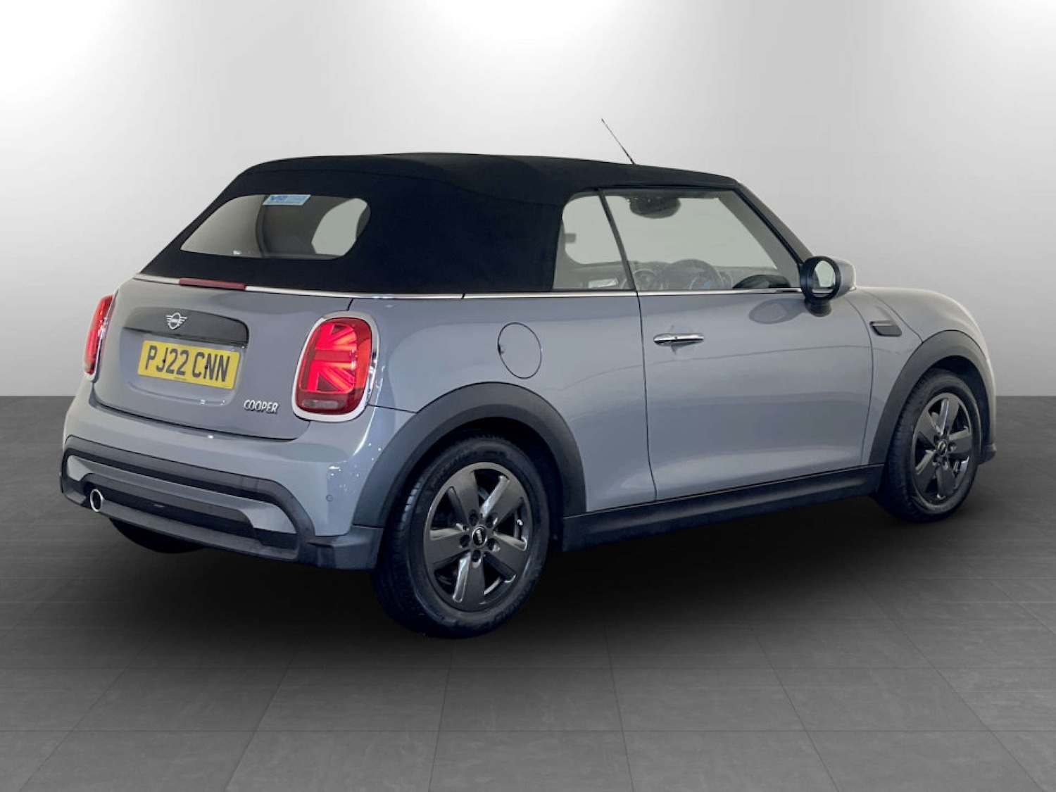 Used MINI Convertible 2022 for sale - 77186025: Photo 10