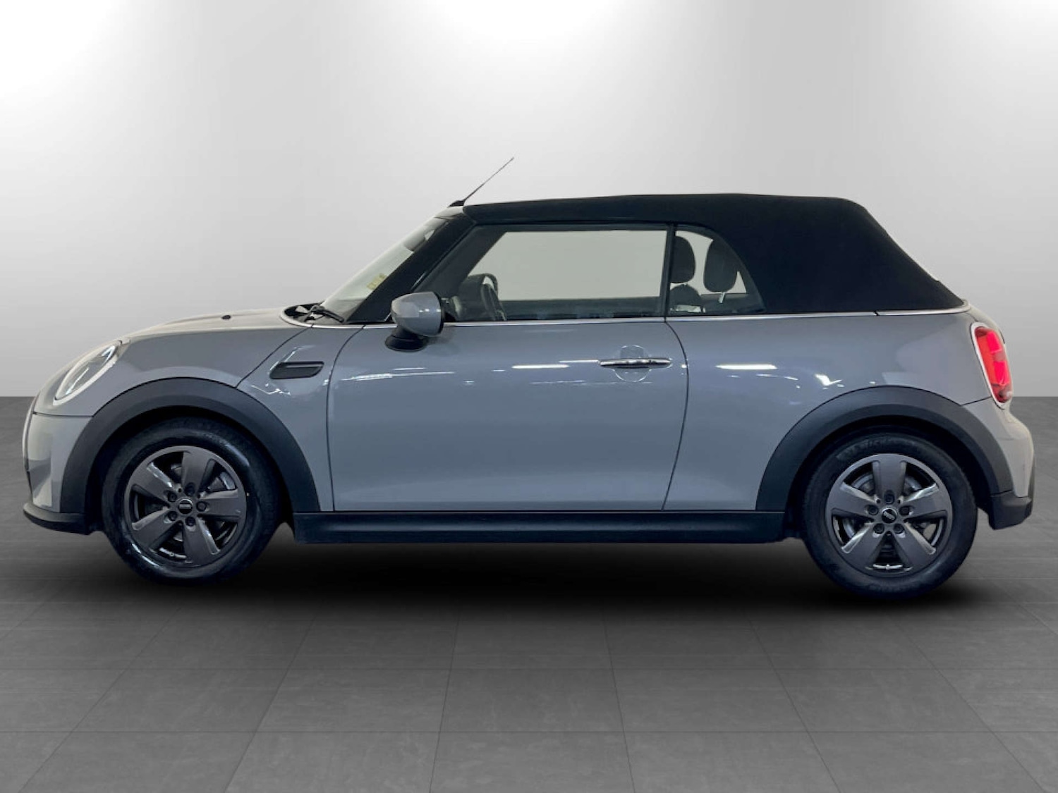Used MINI Convertible 2022 for sale - 77186025: Photo 7