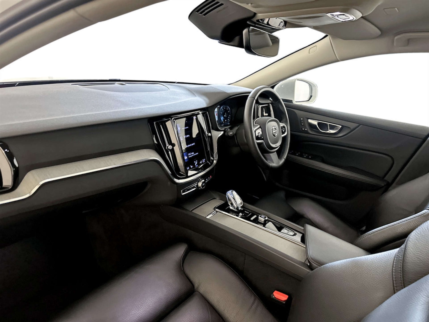 Used Volvo V60 2021 for sale - 77185725: Photo 12