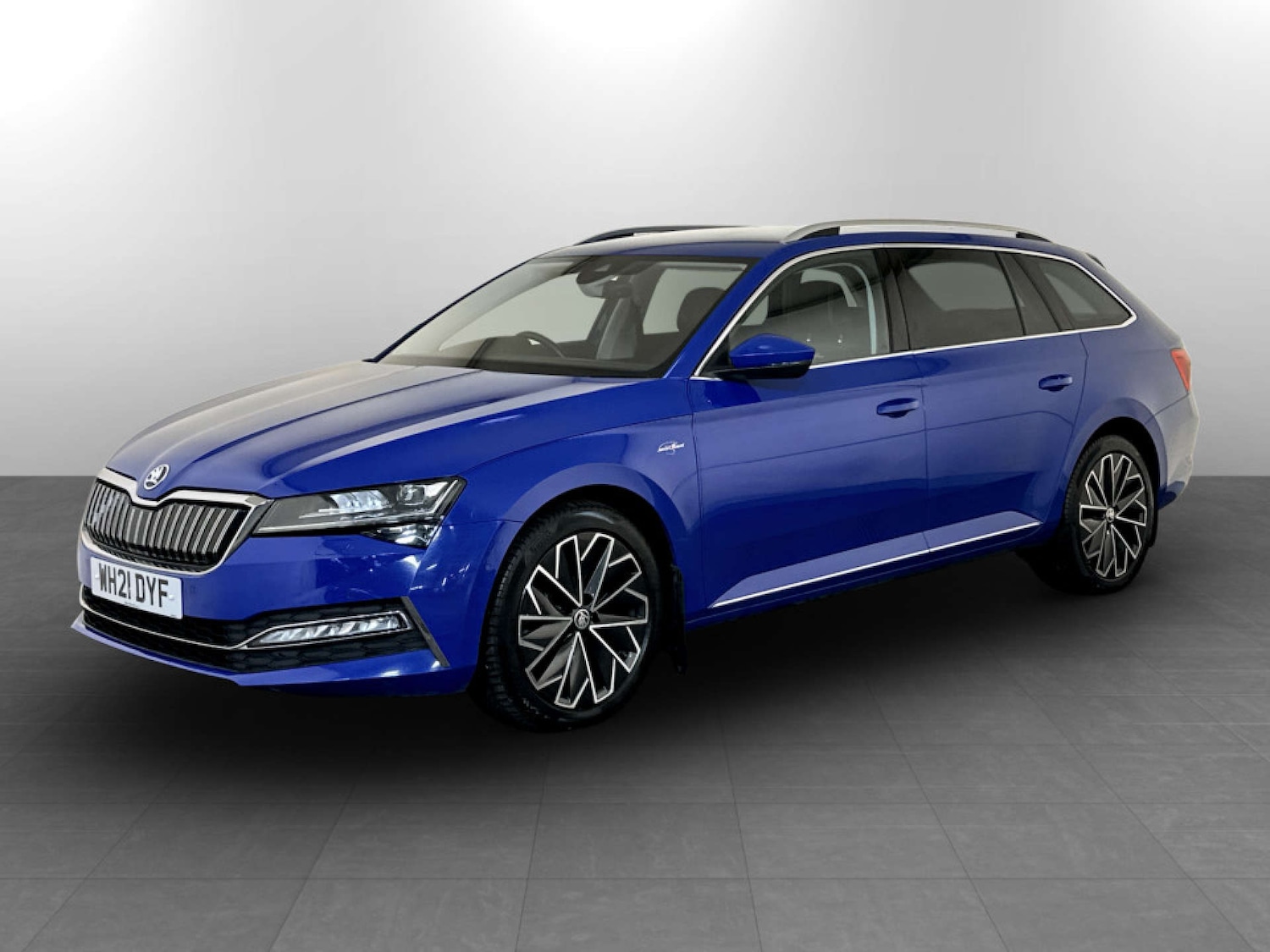 Used Skoda Superb 2021 for sale - 77584017: Photo 5