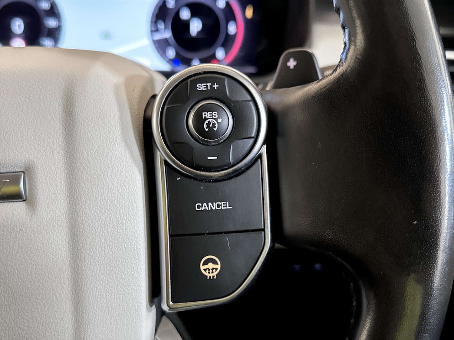 Used Land Rover Discovery 2018 for sale - 77394896: Photo 22