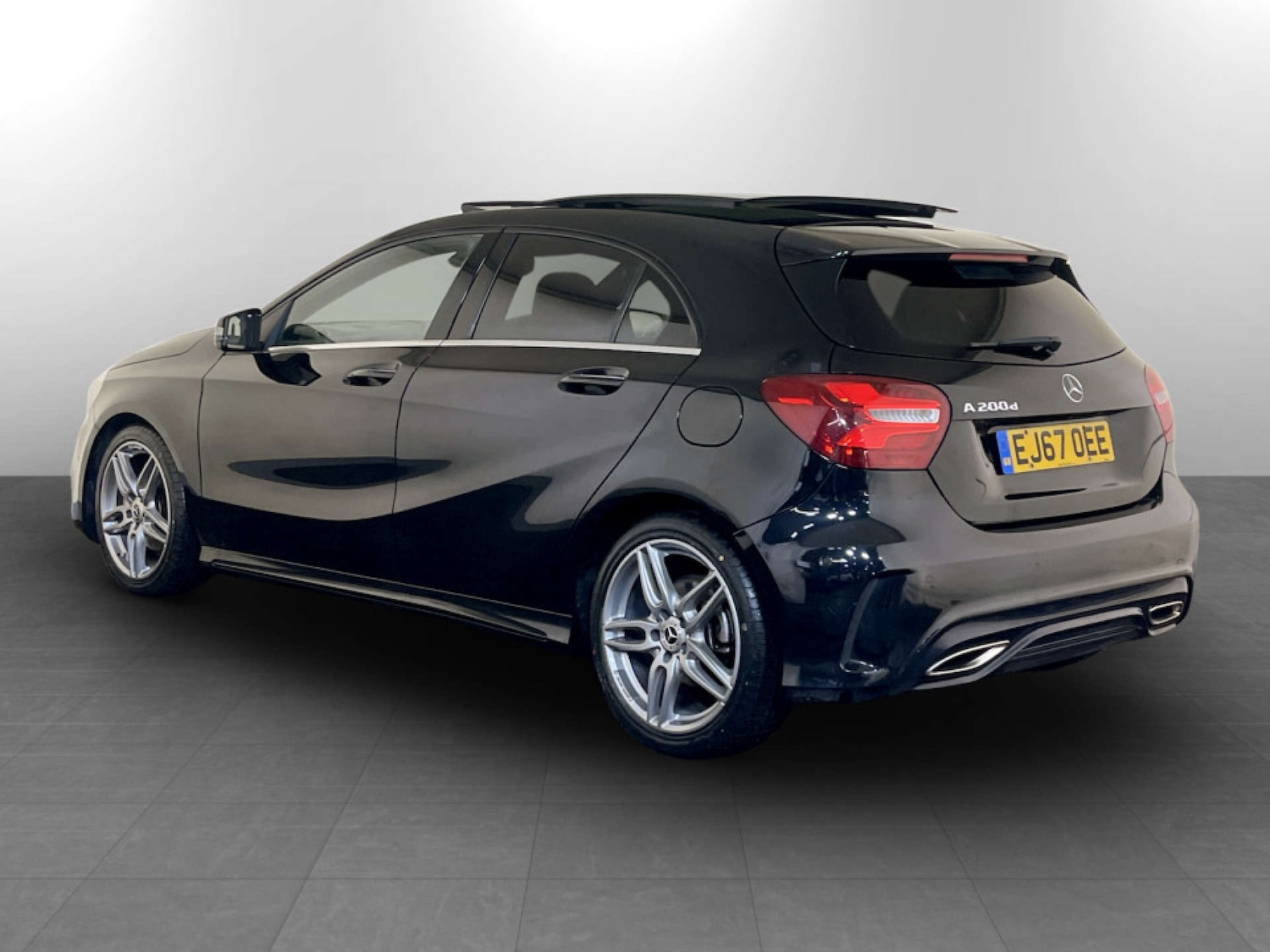 Used Mercedes-Benz A-Class 2018 for sale - 77195851: Photo 8