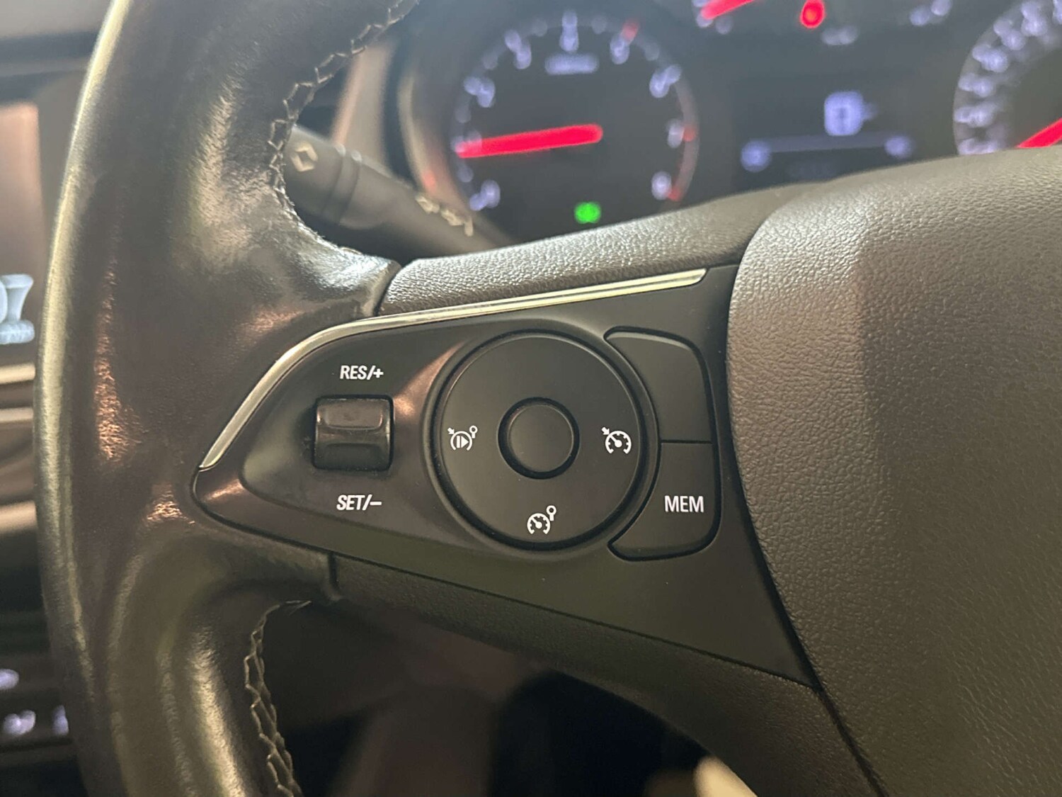 Used Vauxhall Crossland 2021 for sale - 78154342: Photo 17