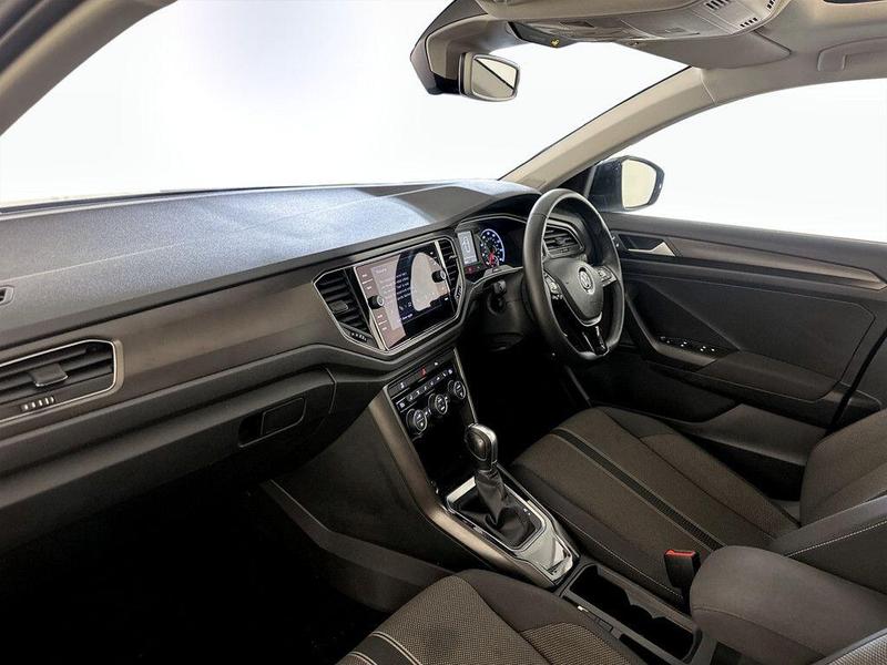 Used Volkswagen T-Roc 2019 for sale - 76382207: Photo 12